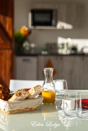 whatsapp_image_2024-06-10_a_15